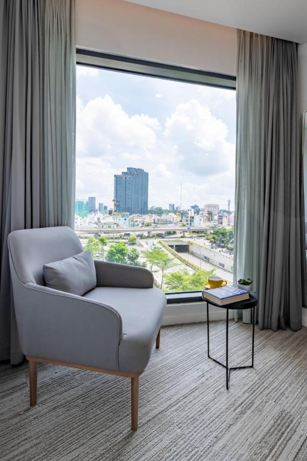 Отель Hello World Saigon Хошимин Экстерьер фото